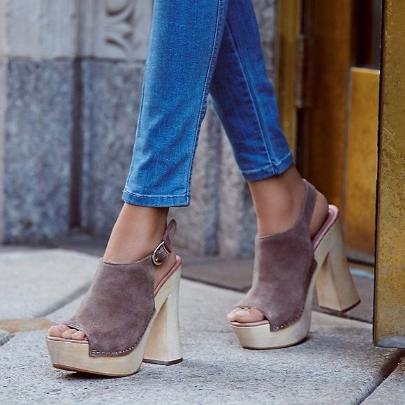 Free People Jeffrey Campbell sweet Jane taupe tan suede wood platform clog heels - Picture 3 of 13